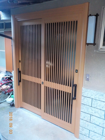 伊豆の国市の住宅の玄関引戸を１日でかんたん取替しました