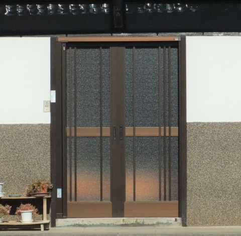【函南肥田店】旧家の玄関建具を取り換えました